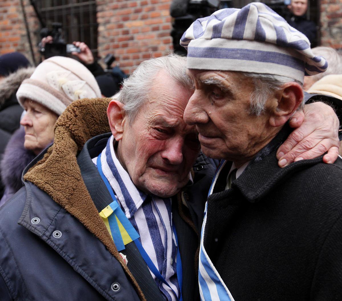 Spotkanie byłych ofiar Holocaustu w Auschwitz